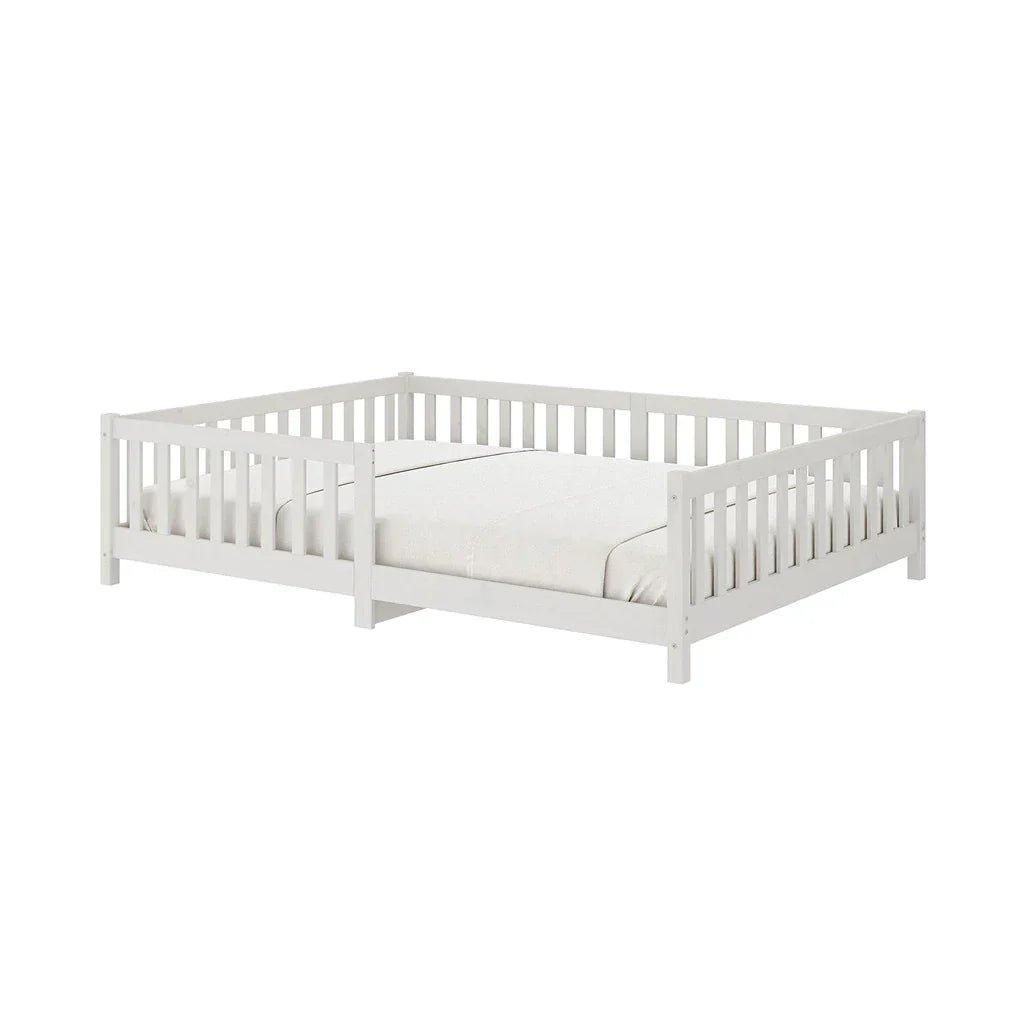 Cama Montessoriana Casal com Grade Eva – 100% Madeira Maciça Branca [Suporta 220kg]
